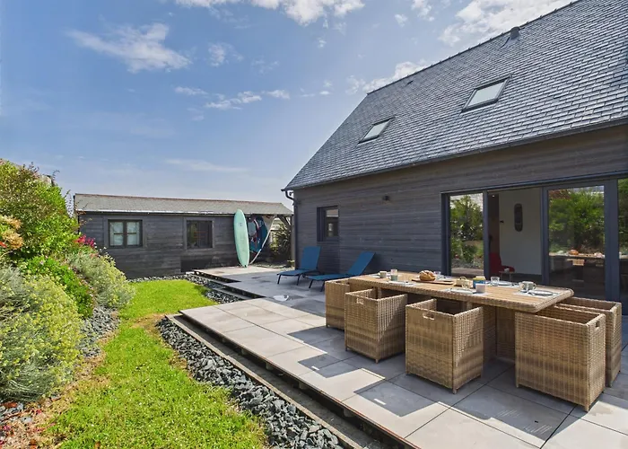 Charmante Maison Pour 5 Au Coeur De Penmarch